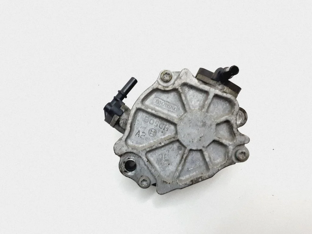 Vacuum pump 9664786780