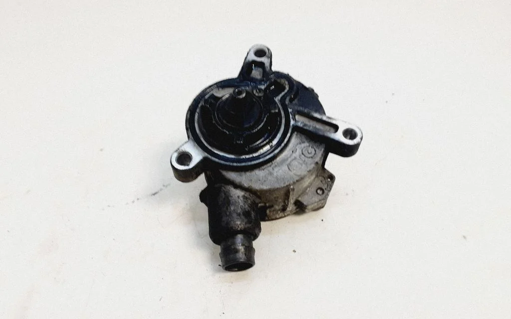 Vaakumpump – Volvo V70 (2000-2004)