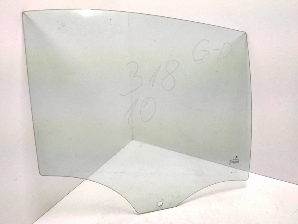Rear door window glass – BMW 3 Series E90 E91 (2005-2012)