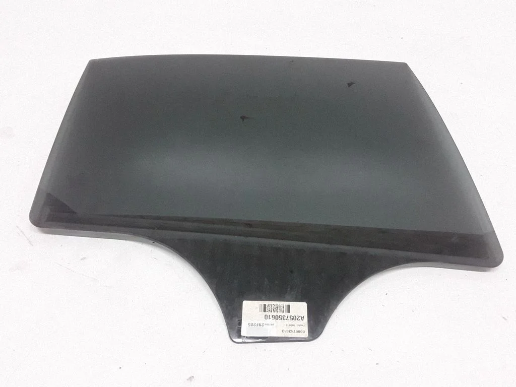 Rear door window glass – rear right