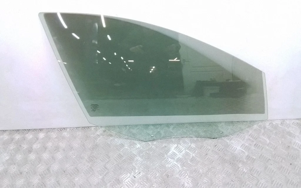 Front door window glass four-door – Volvo XC60 (2017-)