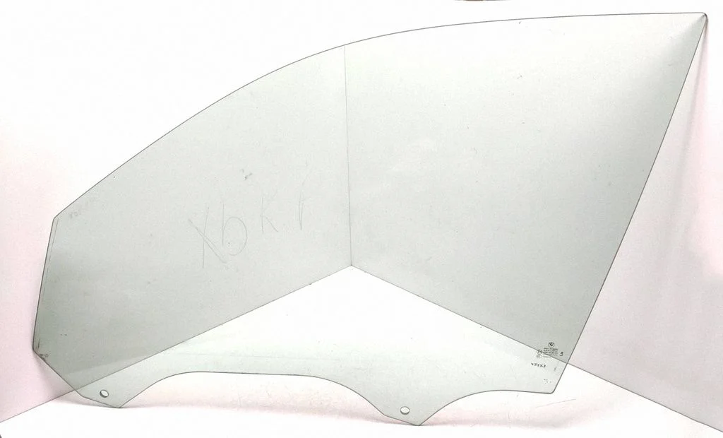 Front door window glass four-door – BMW X5 E70 (2006-2013)