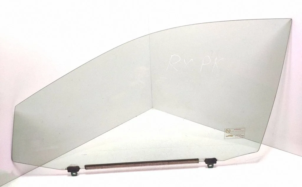 Front door window glass four-door 43R00035