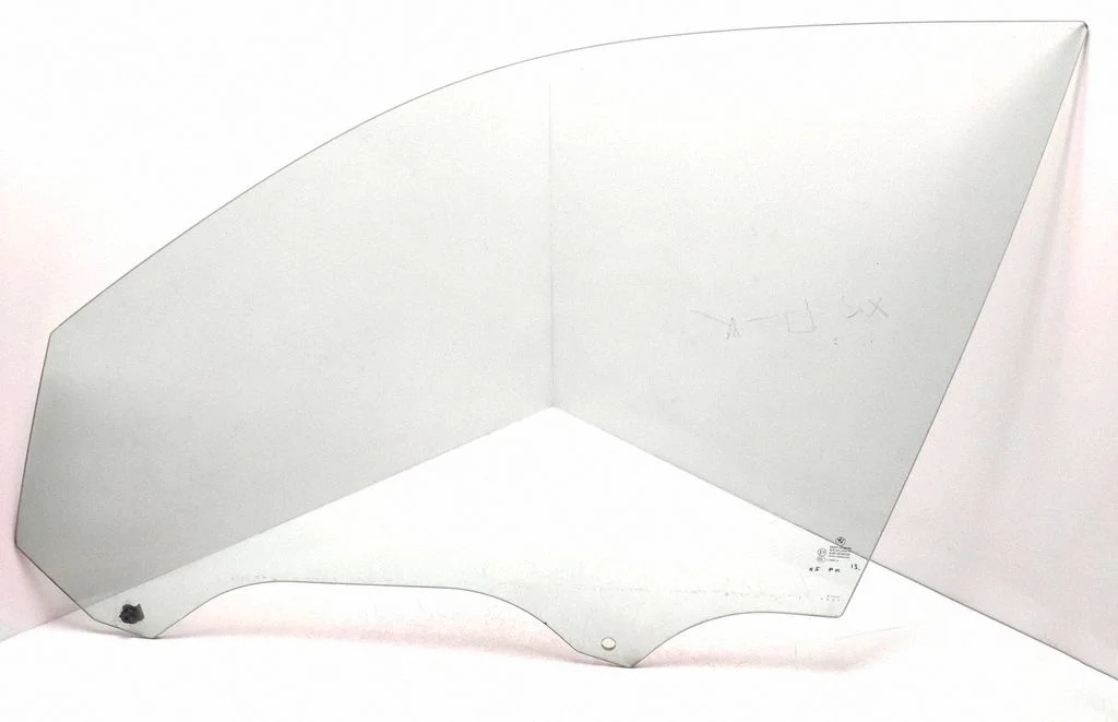 Front door window glass four-door – BMW X5 E70 (2006-2013)