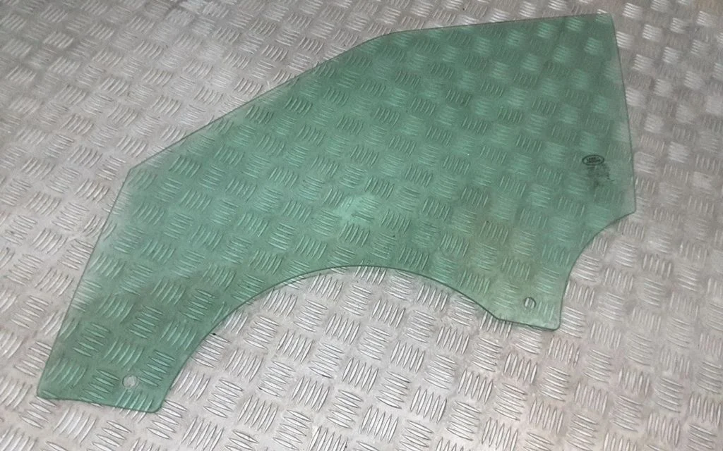 Front door window glass four-door – Land Rover Range Rover Evoque L551 (2018-)