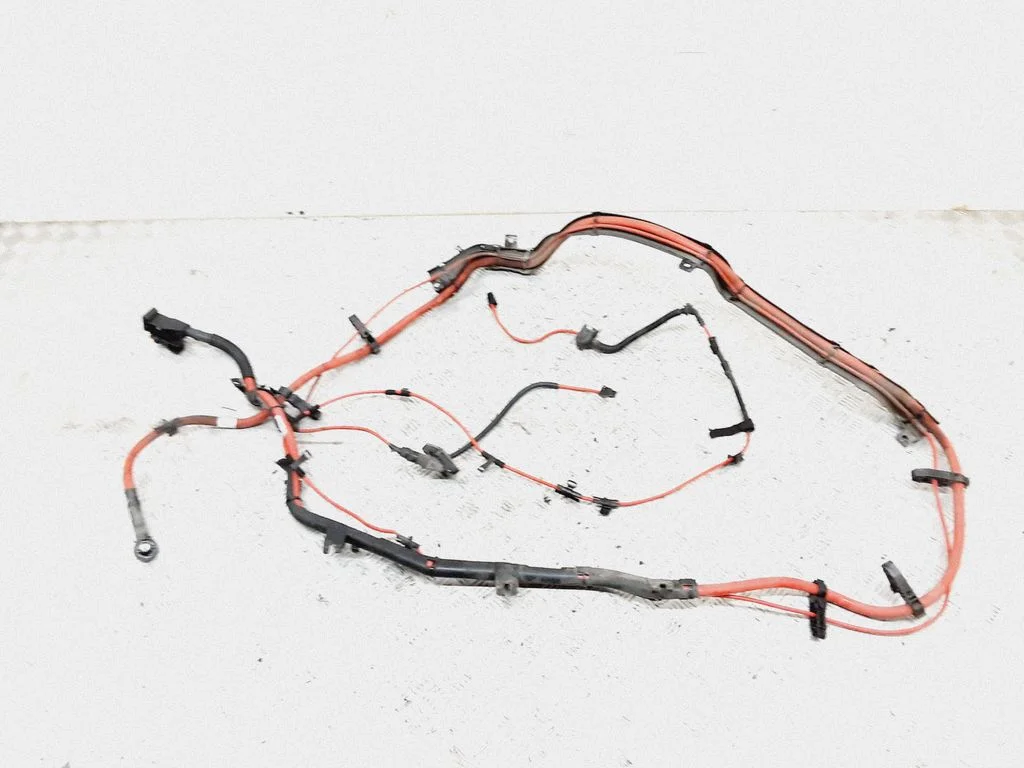 Positive cable (battery) – BMW X5 E70 (2006-2013)