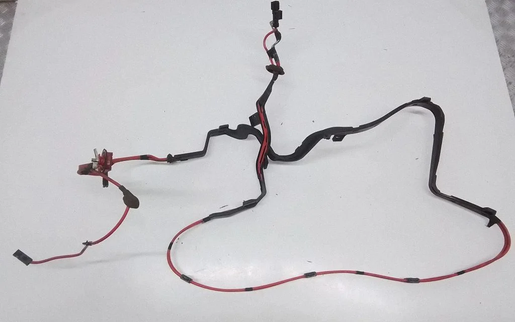 Positive cable (battery) – BMW 3 Series GT F34 (2013-2017)