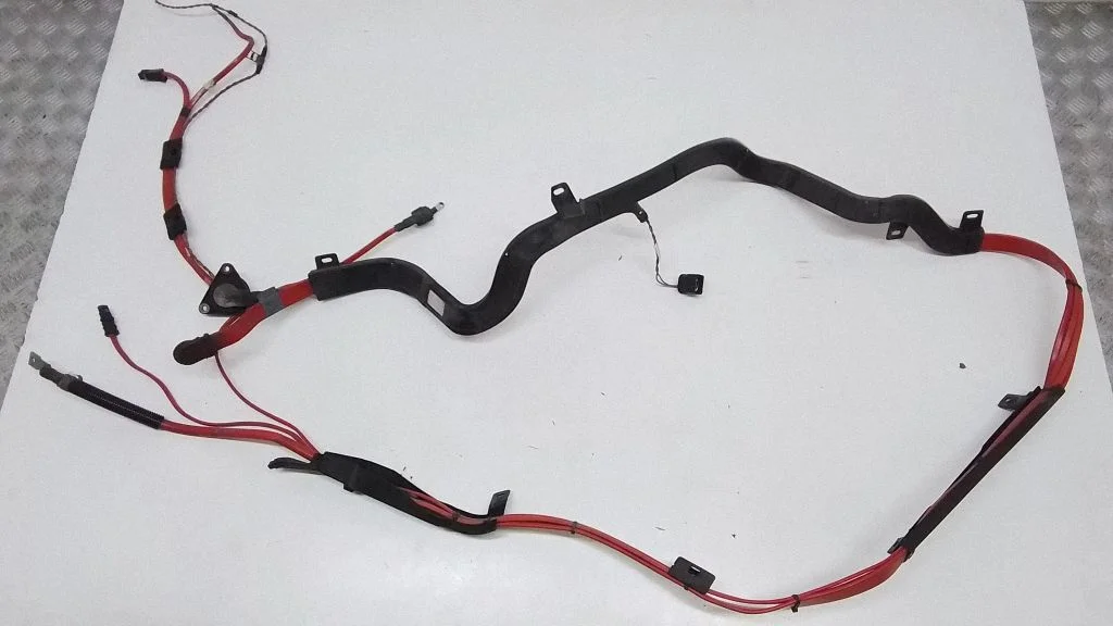 Positive cable (battery) – BMW 7 Series F01 F02 F03 F04 (2008-2016)