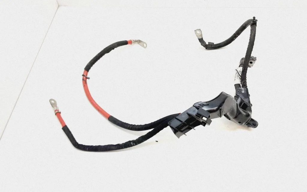 Positive cable (battery) – Volvo XC90 (2014-)