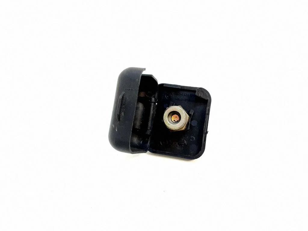 Positive cable (battery) – BMW 7 Series E65 E66 (2001-2008)