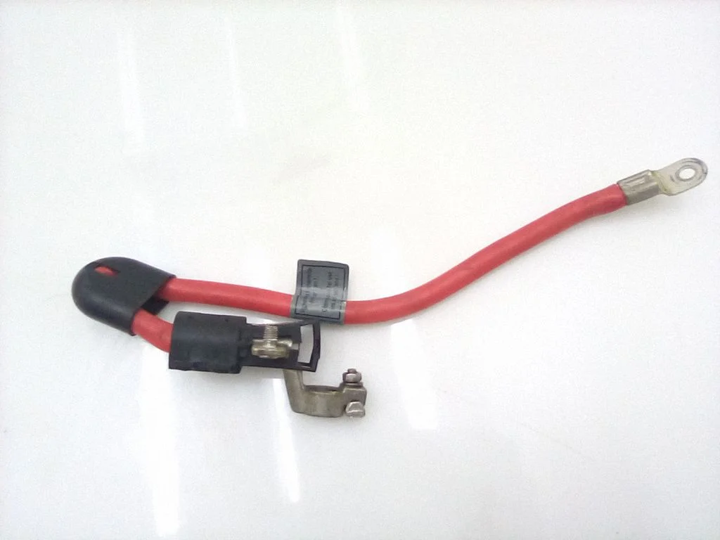 Positive cable (battery) – BMW 7 Series E65 E66 (2001-2008)