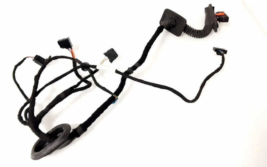 Rear door wiring loom – Volkswagen Passat CC (2008-2016)