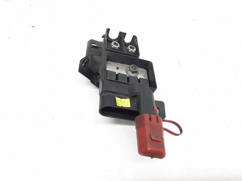 Positive wiring loom – BMW 5 Series E60 E61 (2004-2010)