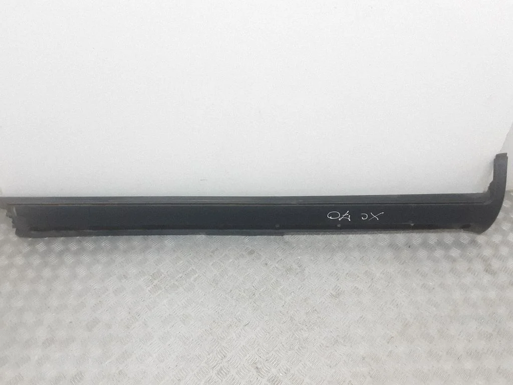 Sill 8620136