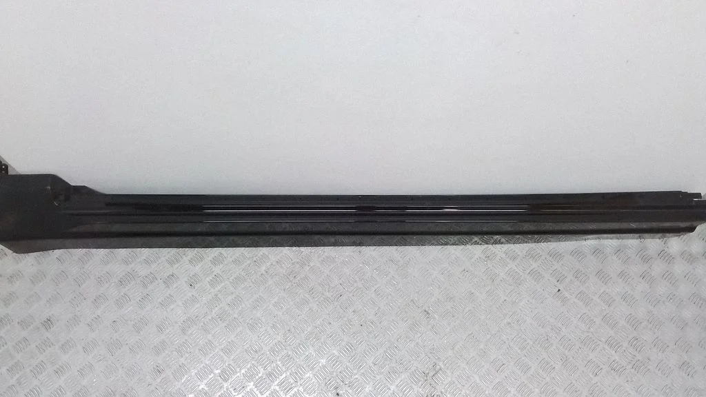 Sill 31395883