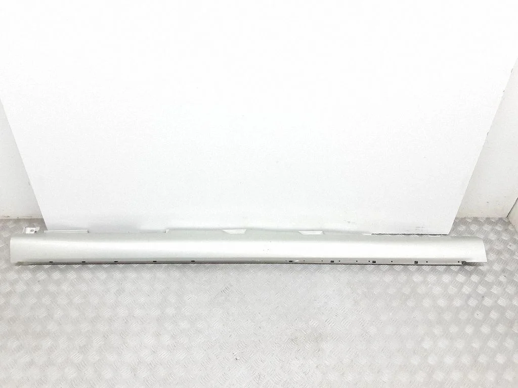 Sill – Toyota Corolla Verso AR10 (2004-2009)