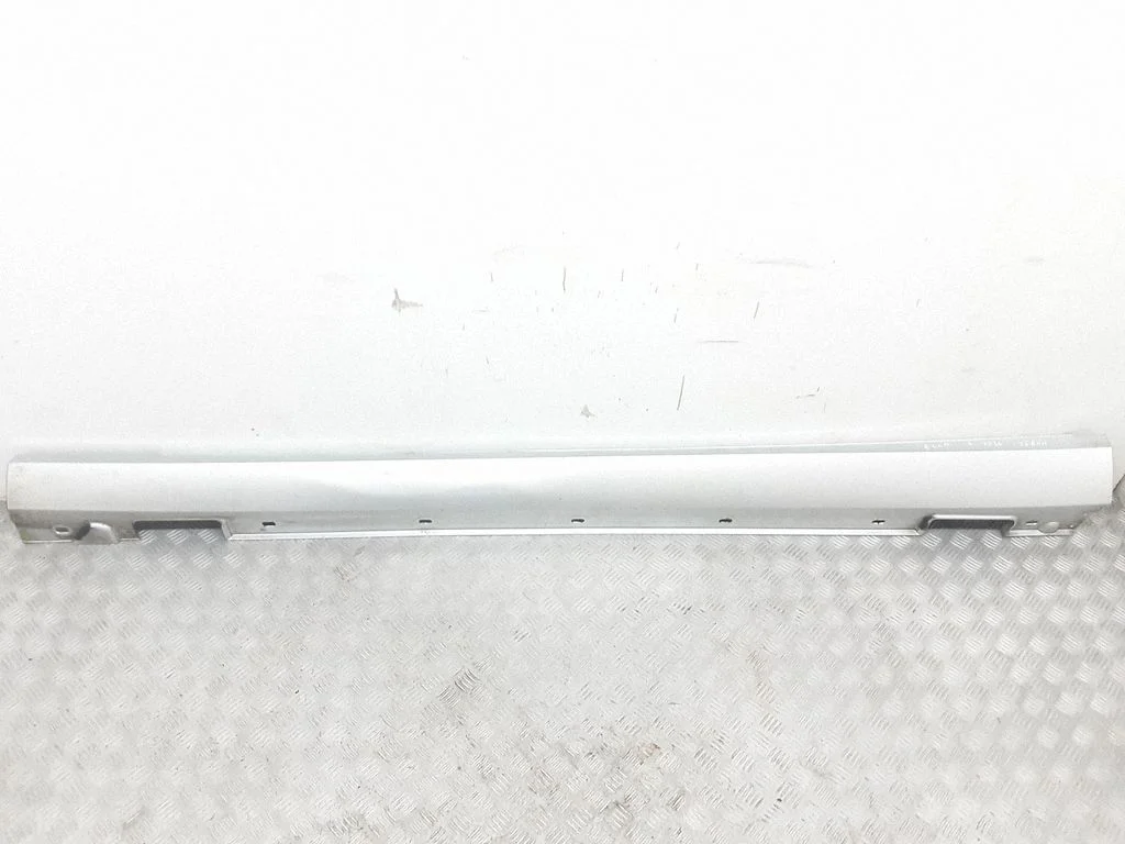 Sill A2126900740