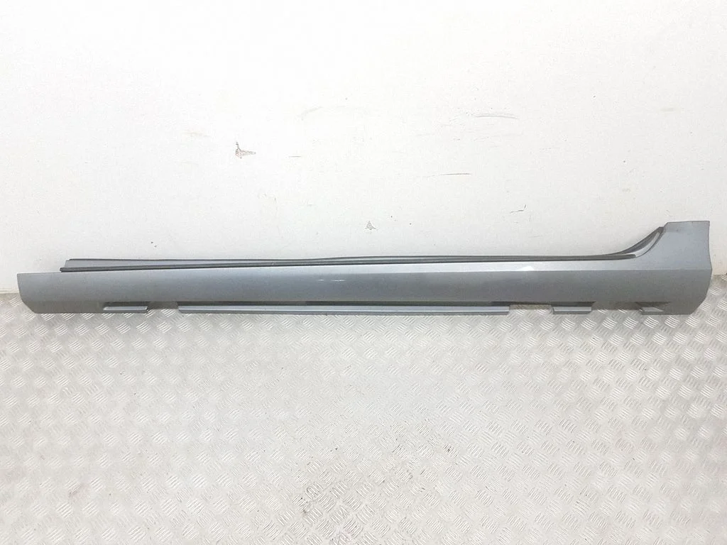 Sill 31333004