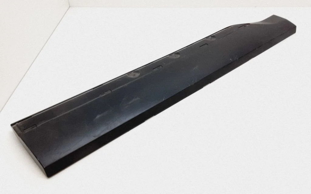 Rear door trim (molding) – Volvo XC90 (2014-)