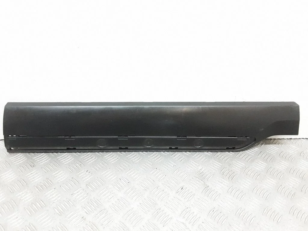 Rear door trim (molding) – Volvo XC90 (2014-)