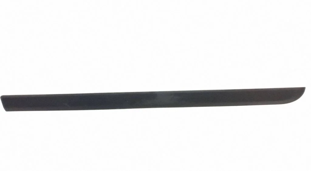Front door trim (molding) – Volvo XC90 (2003-2006)