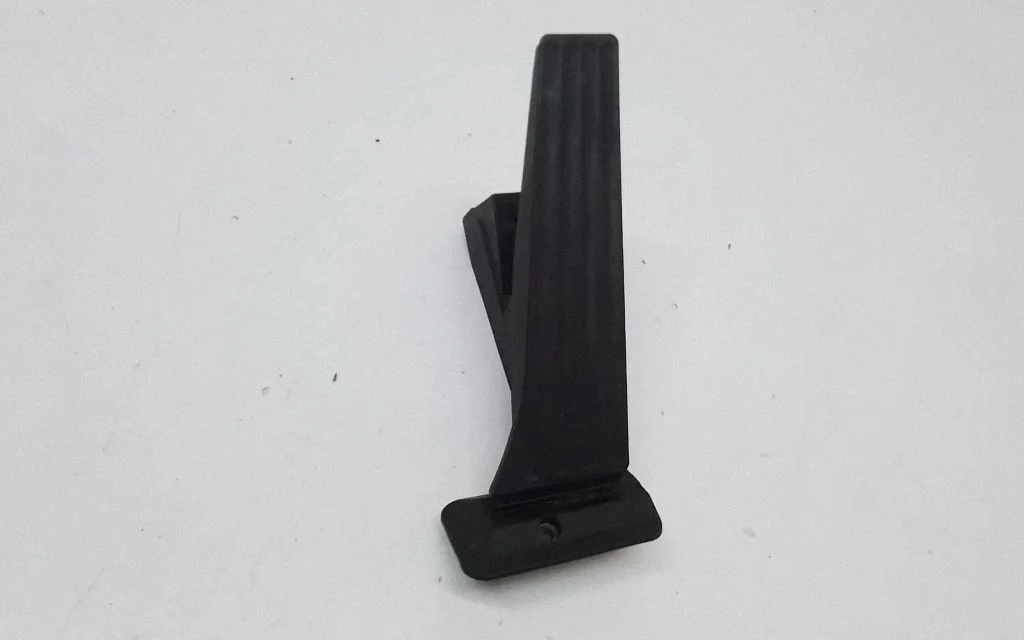 Gaasipedaal – BMW 7-seeria F01 F02 F03 F04 (2008-2016)