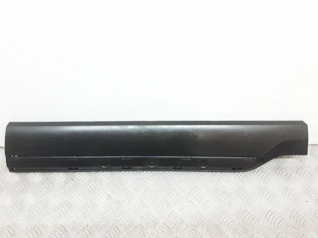Rear door trim (molding) – Volvo XC90 (2014-)