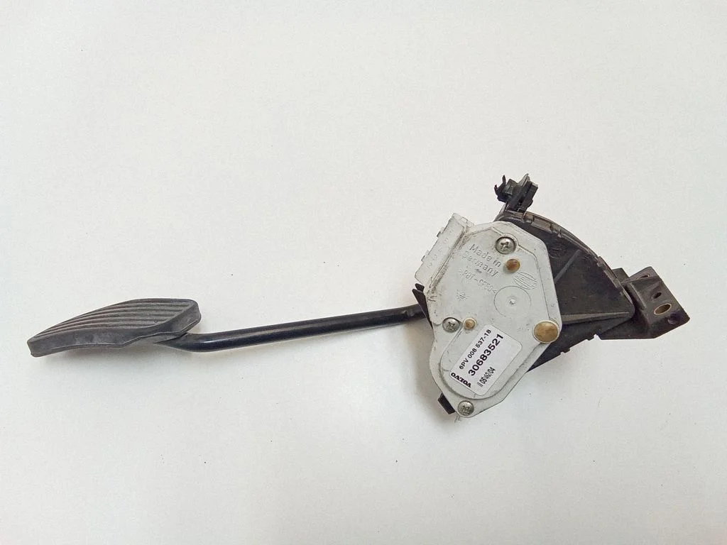 Accelerator throttle pedal 30683521