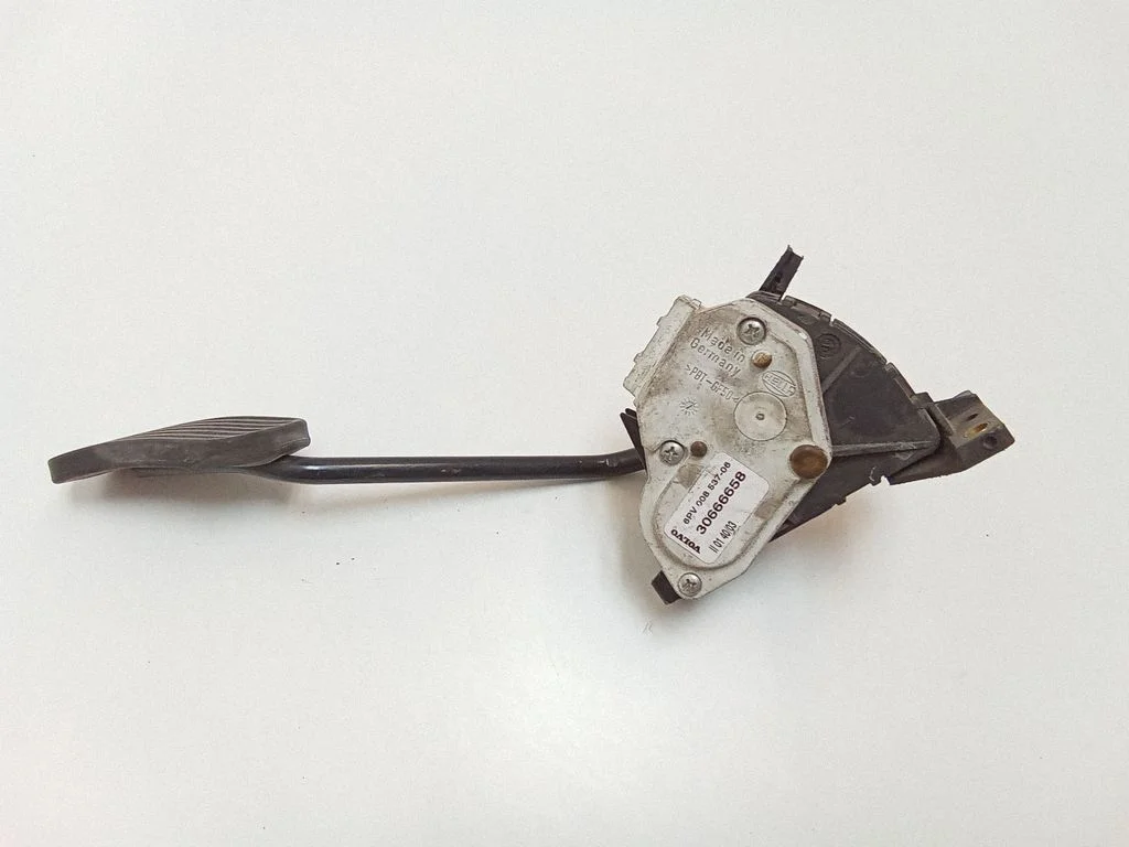 Accelerator throttle pedal 30666658