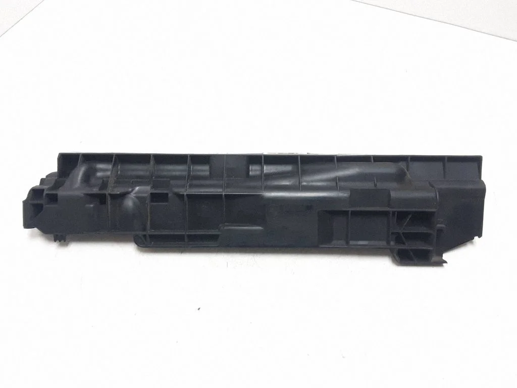 Radiator support slam panel bracket – BMW 3 Series E90 E91 (2005-2012)