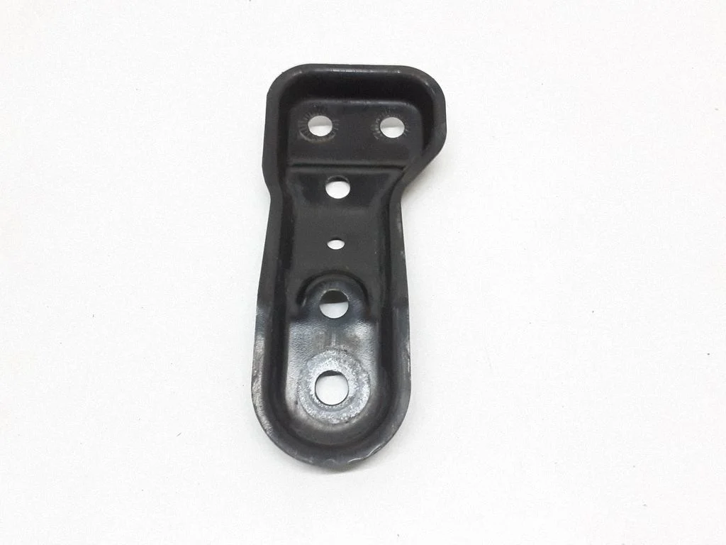 Radiator support slam panel bracket – Seat Ateca (2016-)