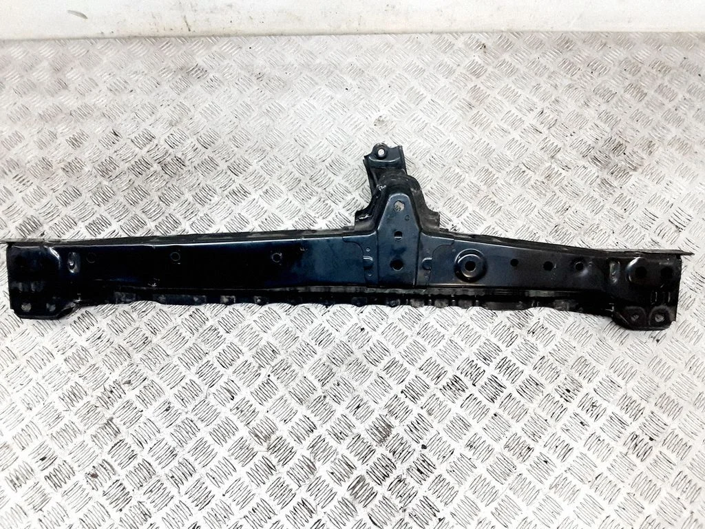 Radiator support slam panel bracket – Toyota RAV 4 (XA40) (2012-2018)