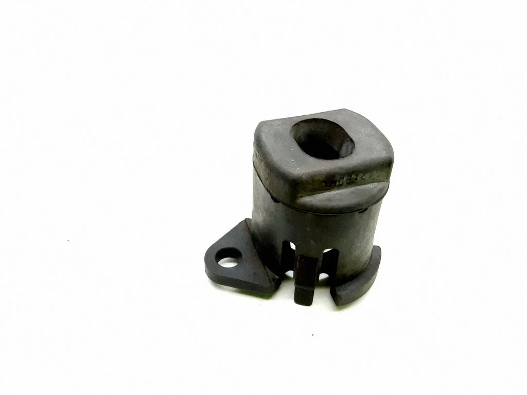 Radiator support slam panel bracket – Volvo S40 (2008-2012)
