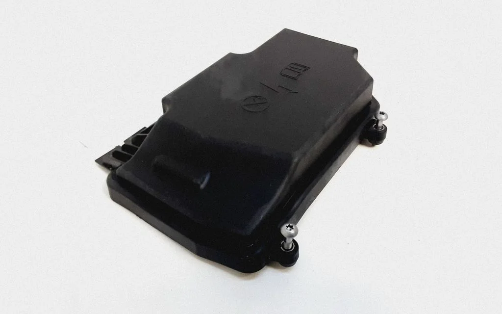 Fuse box cover – Mercedes-Benz GLC-Class C253 (2016-)
