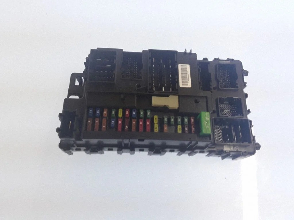 Fuse box cover – Ford Fusion II (2013-)