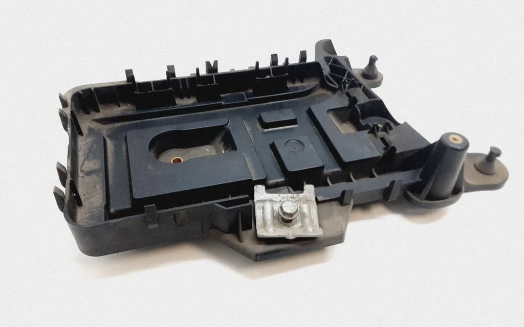 Battery tray – Volkswagen Passat CC (2008-2016)