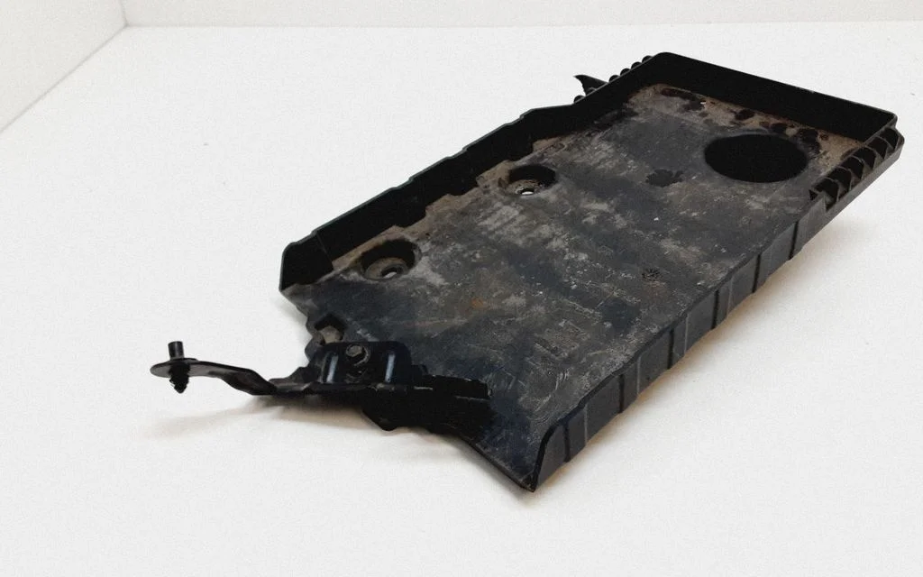 Battery tray – Volvo V40 (2012-2019)
