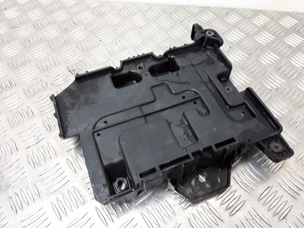 Battery tray – KIA Carens III (2013-2019)