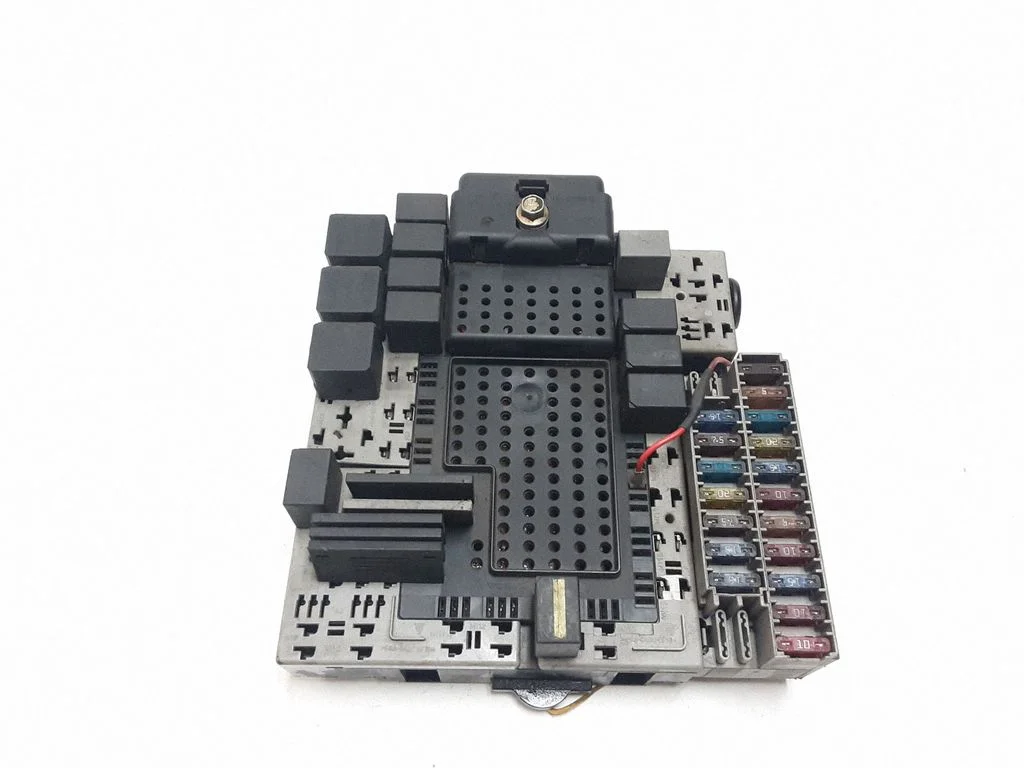 Fuse module 08679899