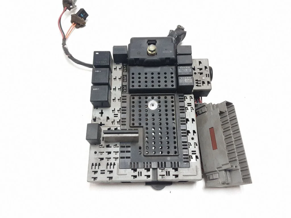 Fuse module 08679899
