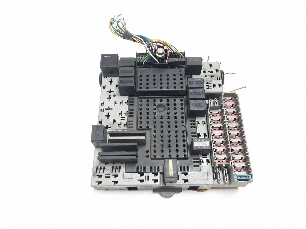 Fuse module 08679899