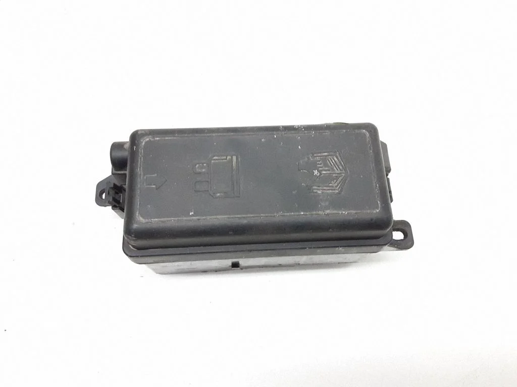 Fuse module 9240943