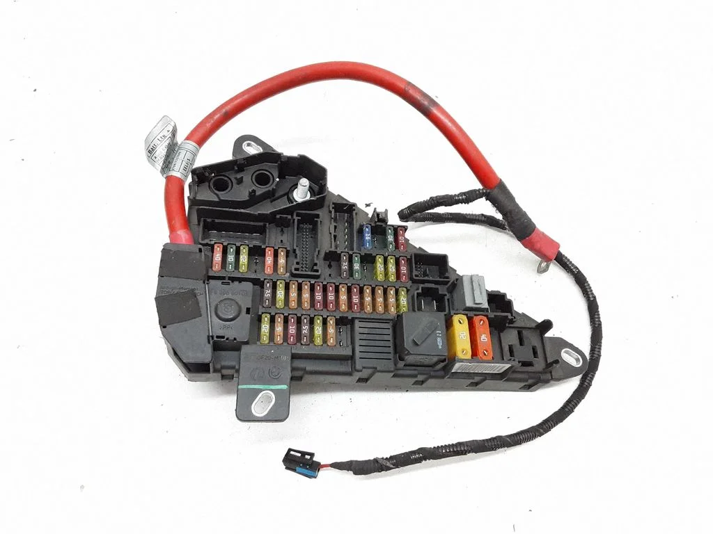 Kaitsmeplokk – BMW 5-seeria E60 E61 (2004-2010)