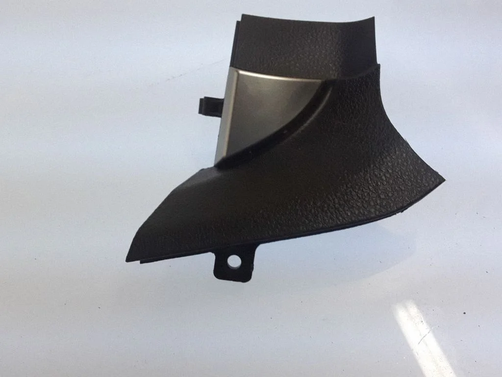 Other interior part – Subaru Outback (2009-2014)