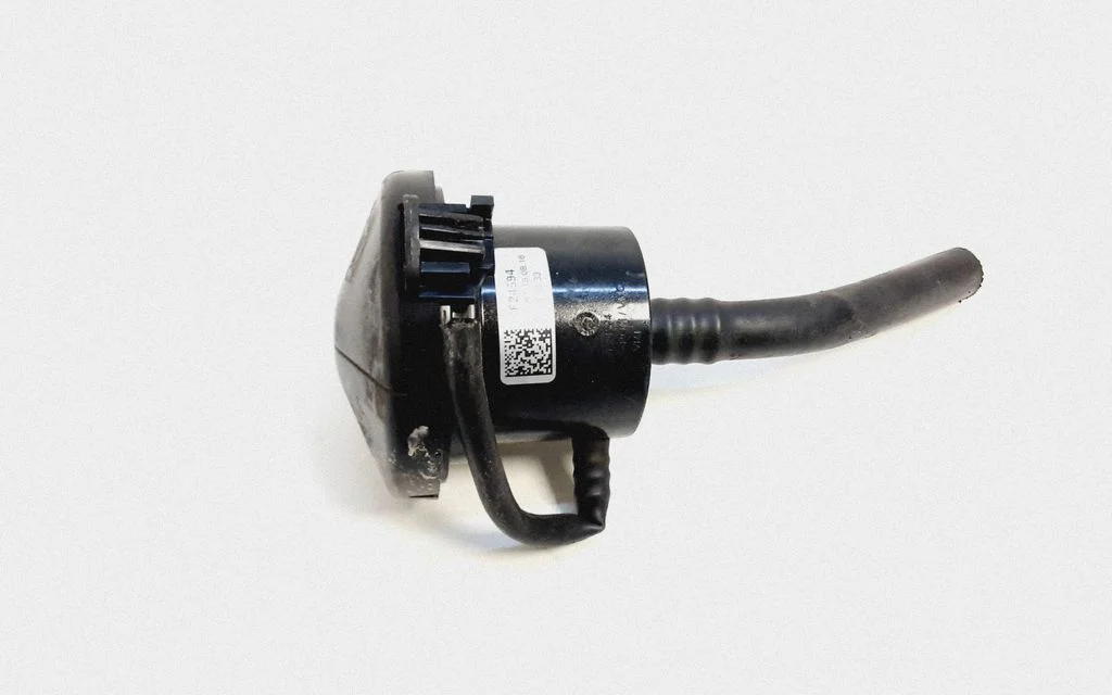 Other exterior part F24594