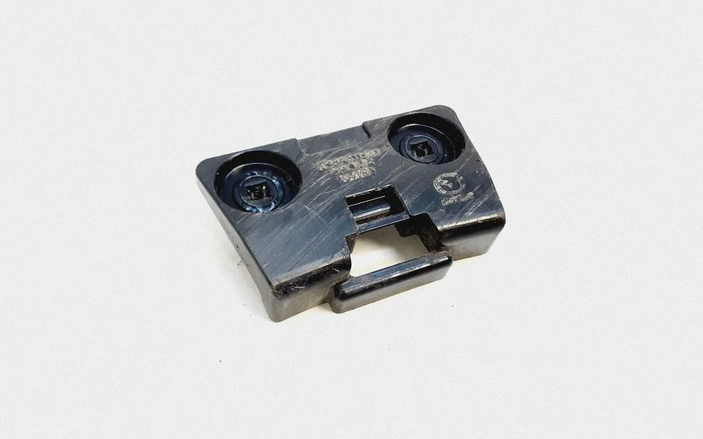 Muu välisosa KB8A51U30