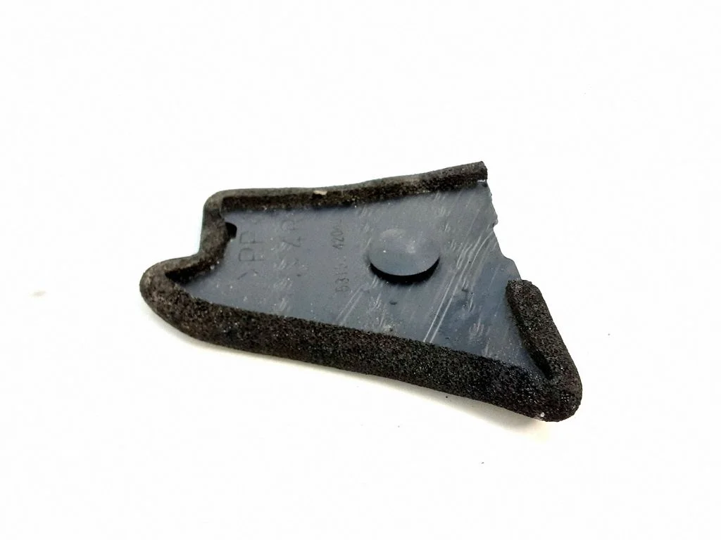 Other exterior part – Toyota RAV 4 (XA40) (2012-2018)