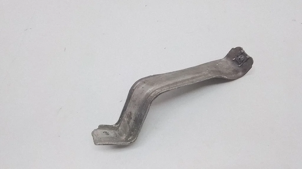 Other under body part 7185209