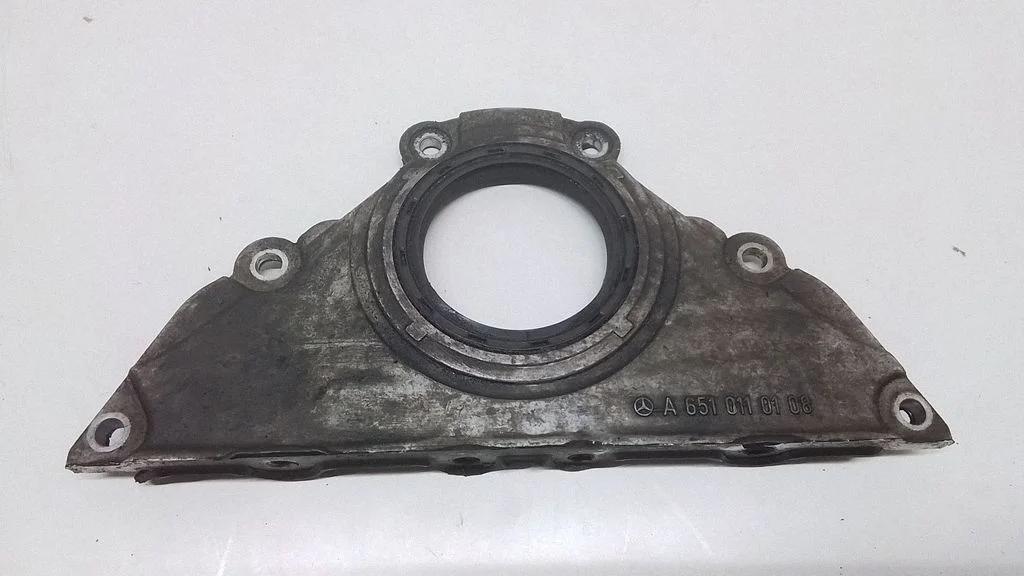 Other engine bay part – Mercedes-Benz E-Class W212 (2009-2016)