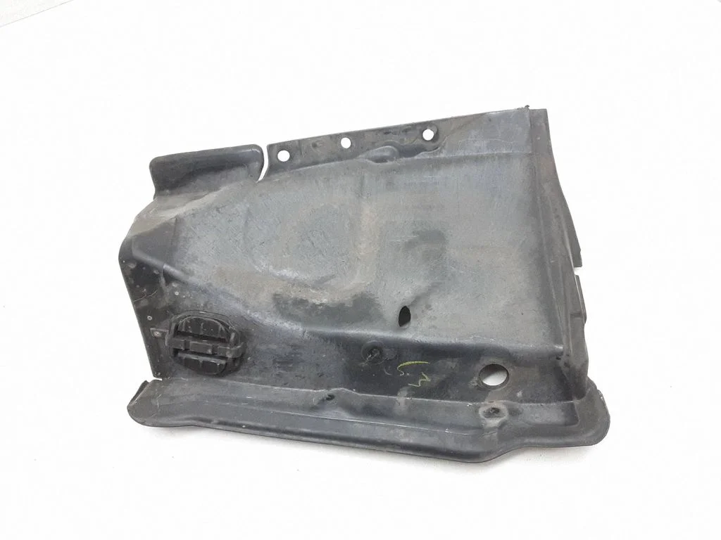 Other engine bay part 7325401